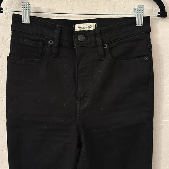MADEWELL 11” High-Rise Skinny Jean size 26 in jet black Raw hem. - Picture 11 of 14